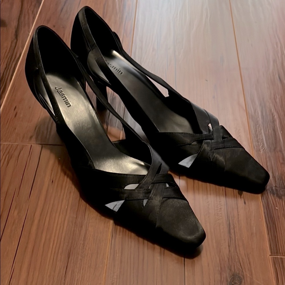 Elegant Black Women's Shoes women’s size 8